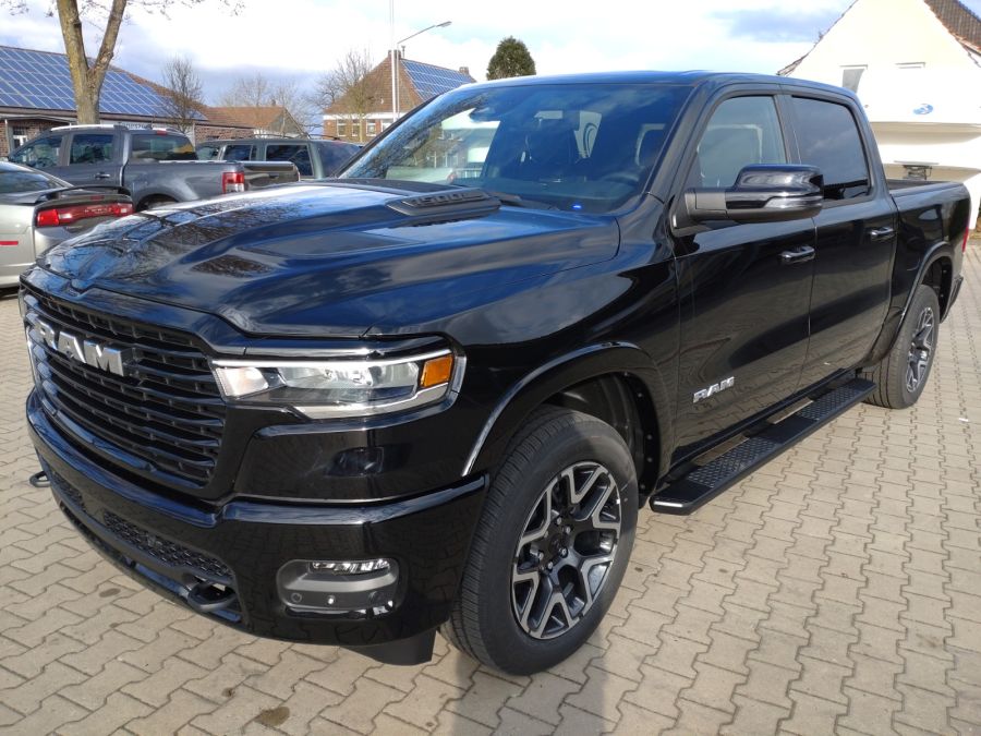 Ram Laramie Sport 3.0 Hurricane MY 2025